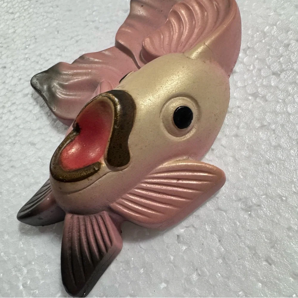 MCM Vintage 1964 Miller Studio Chalkware Fish Hanging Wall Plaques Plaster Set